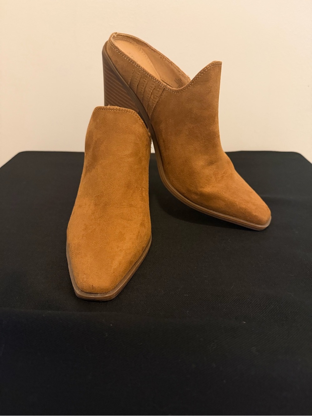 Indigo Rd Brown Women’s Mules Booties Clogs Shoes Size 9